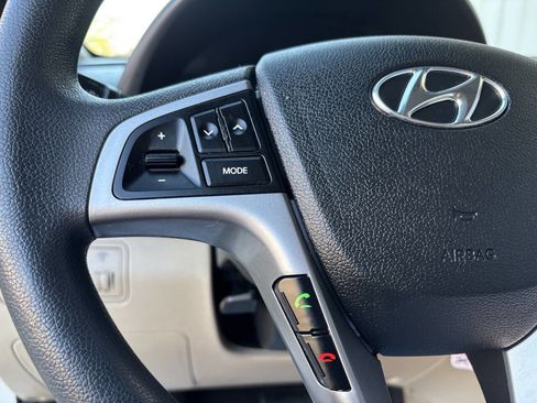 Used 2016 Hyundai Accent SE w/ Option Group 02 image 17