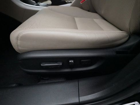 Used 2017 Honda Accord Touring image 30