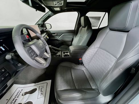 New 2026 Toyota 4Runner TRD Off-Road Premium AWD/4WD image 17