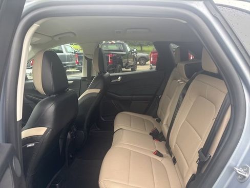 Certified 2022 Ford Escape SEL w/ Technology Package image 28