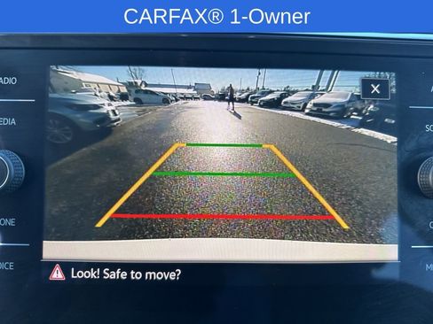 Used 2023 Volkswagen Tiguan SE image 23