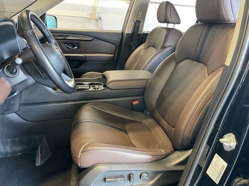 Used 2023 Honda Pilot Elite image 6