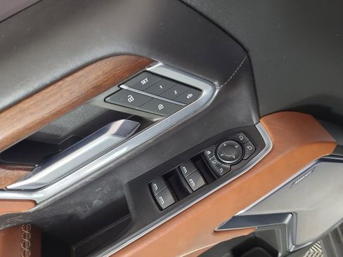 Used 2024 GMC Sierra 3500 Denali Ultimate image 19