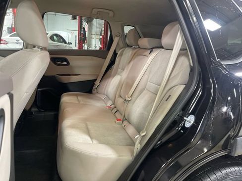 Used 2024 Nissan Rogue SV FWD image 21