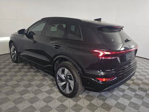 Used 2025 Audi Q6 e-tron Premium Plus w/ Premium Plus AWD/4WD image 2
