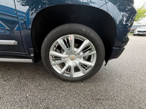 Used 2023 Chevrolet Silverado 1500 High Country w/ High Country Premium Package AWD/4WD image 38
