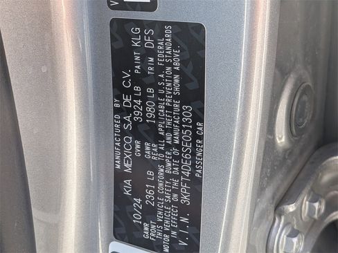 Used 2025 Kia K4 LXS image 34