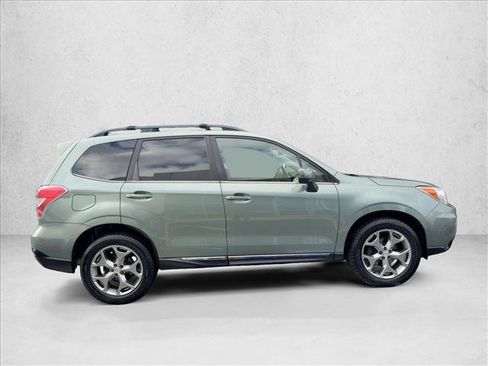 Used 2016 Subaru Forester 2.5i Touring w/ Eyesight & Navigation System image 4