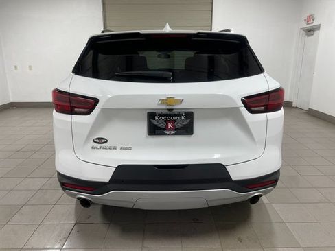 Used 2024 Chevrolet Blazer LT w/ Convenience Package AWD/4WD image 5