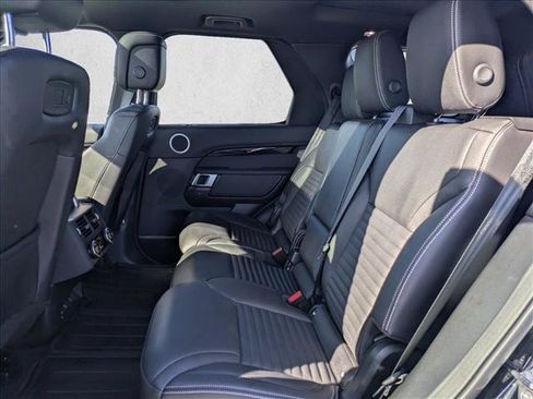Used 2025 Land Rover Discovery S AWD/4WD image 20