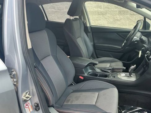 Used 2018 Subaru Crosstrek 2.0i Premium AWD/4WD image 12