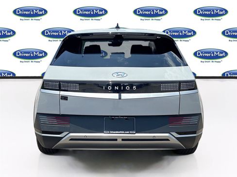 Used 2023 Hyundai Ioniq 5 SE RWD image 6