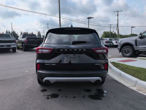 Certified 2024 Ford Escape Active AWD/4WD image 4