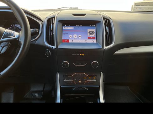 Used 2019 Ford Edge SEL w/ Equipment Group 201A AWD/4WD image 4