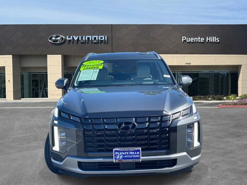 Used 2023 Hyundai Palisade Limited w/ Cargo Package image 2