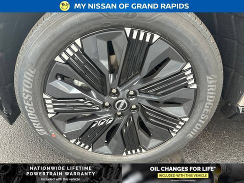 New 2026 Nissan Murano Platinum w/ Cargo Package AWD/4WD image 9