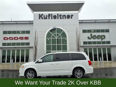 Used 2016 Dodge Grand Caravan SE FWD image 1