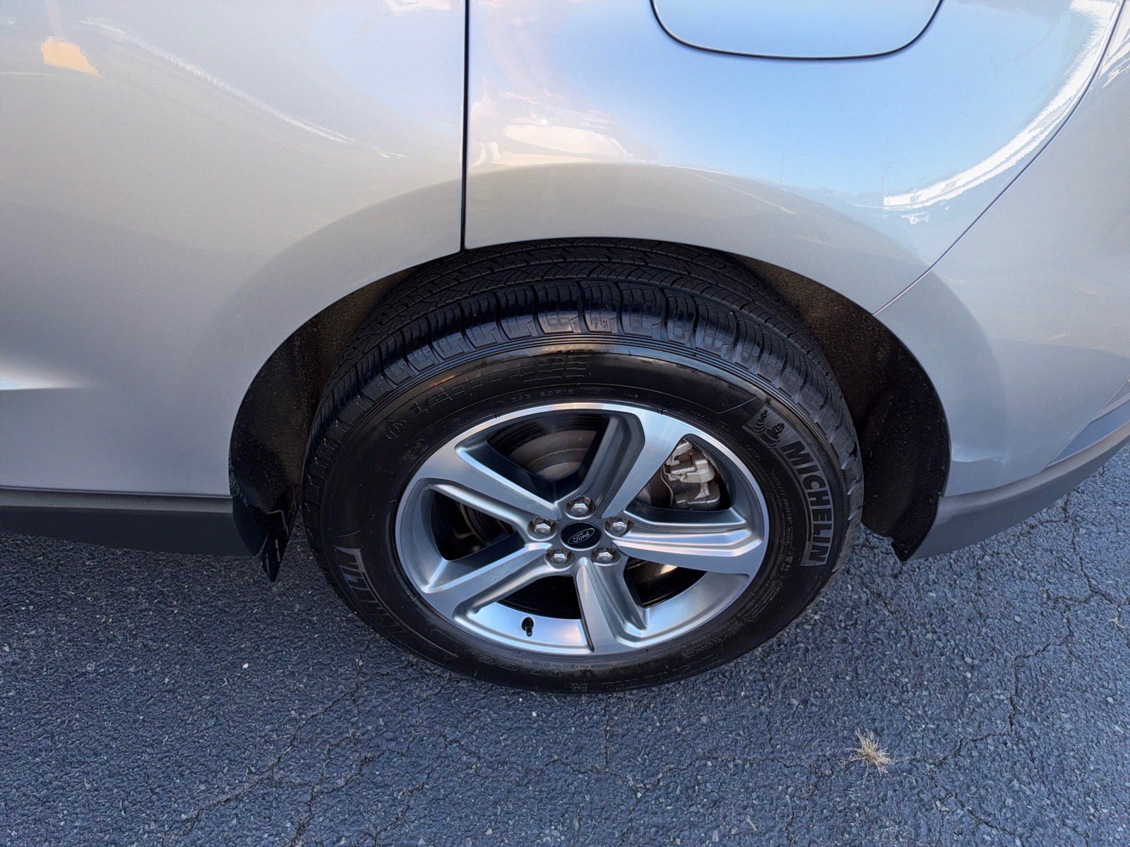 Used 2024 Ford Edge SEL w/ Convenience Package AWD/4WD image 32