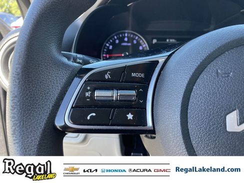 Used 2022 Kia Forte LXS image 25