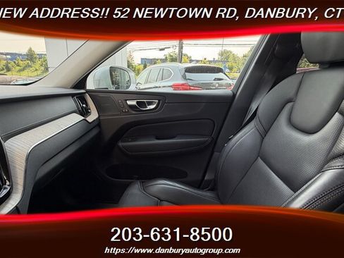 Used 2021 Volvo XC60 T5 Inscription w/ Protection Package AWD/4WD image 14