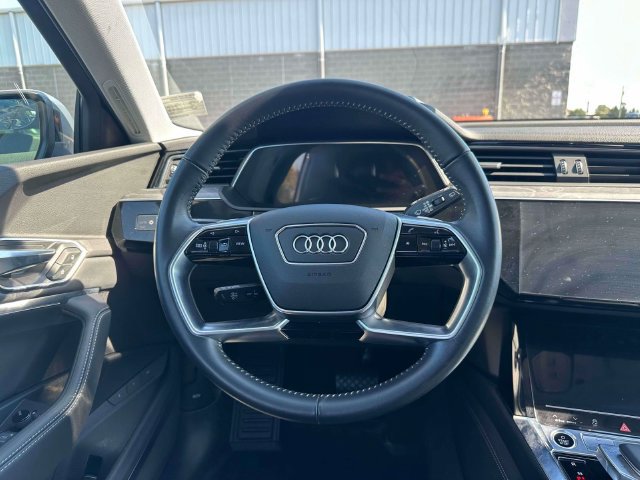 Used 2021 Audi e-tron Premium Plus w/ Premium Plus Package AWD/4WD image 14