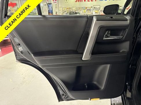 Used 2020 Toyota 4Runner SR5 Premium w/ Moonroof Package AWD/4WD image 25