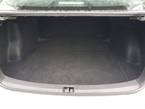 Used 2023 Toyota Corolla LE FWD image 9