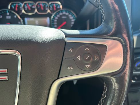 Used 2018 GMC Sierra 1500 SLT image 45