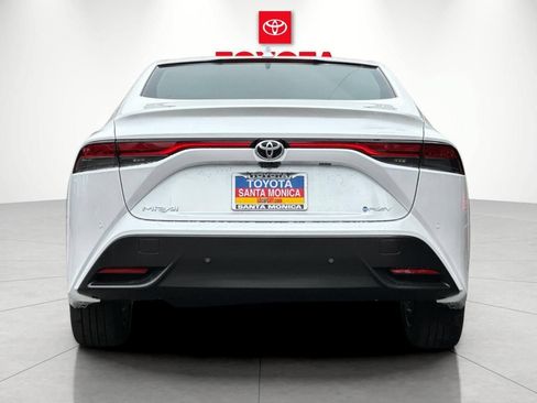 New 2026 Toyota Mirai RWD image 4