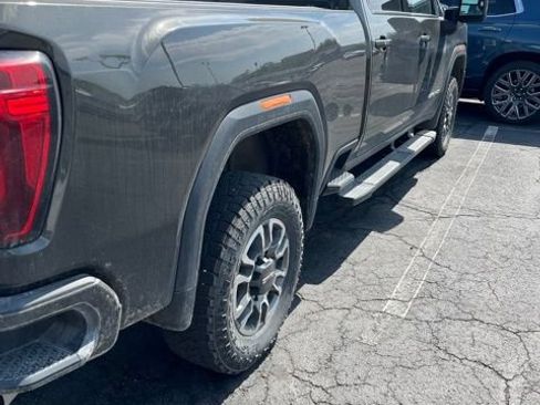 Used 2023 GMC Sierra 2500 AT4 AWD/4WD image 4