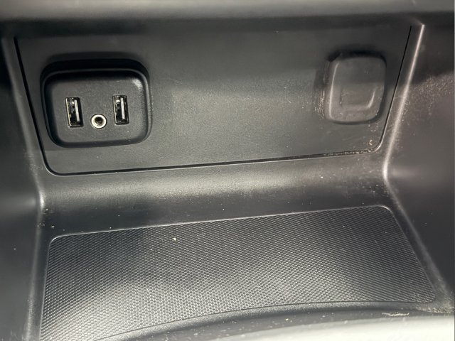 Used 2022 Chevrolet Colorado LT RWD image 26