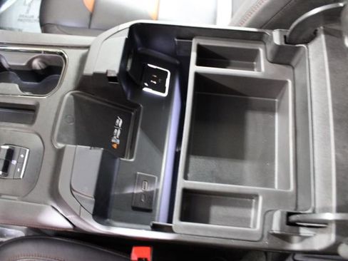 Used 2024 GMC Sierra 2500 AT4 w/ Technology Package image 14