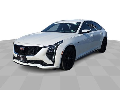Used 2025 Cadillac CT5 Sport RWD image 4