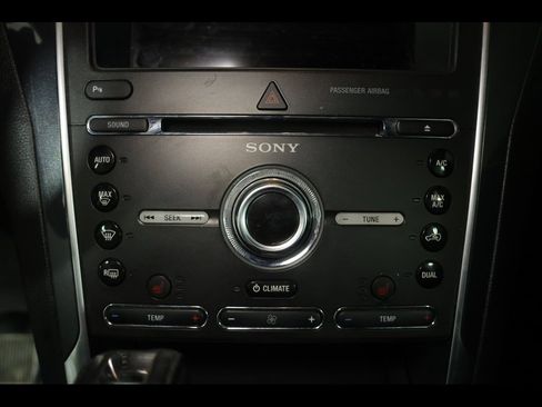 Used 2018 Ford Explorer Sport image 24