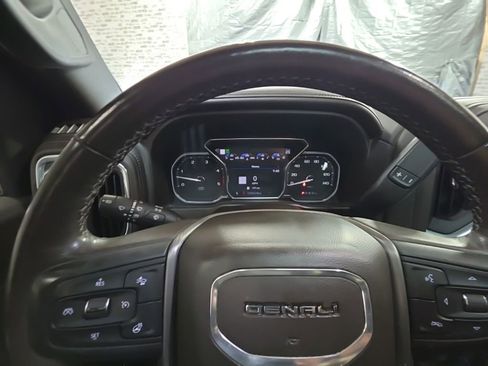 Used 2021 GMC Sierra 3500 Denali w/ Denali Black Diamond Edition AWD/4WD image 20