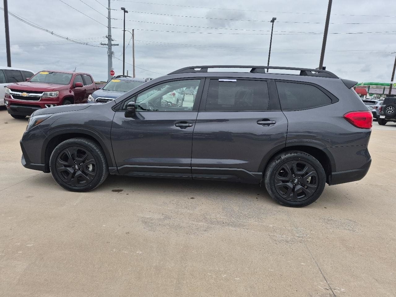 Used 2023 Subaru Ascent Onyx Edition Limited AWD/4WD image 9