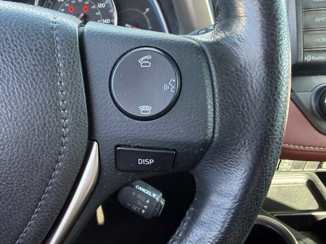Used 2014 Toyota RAV4 Limited w/ Technology Package AWD/4WD image 19