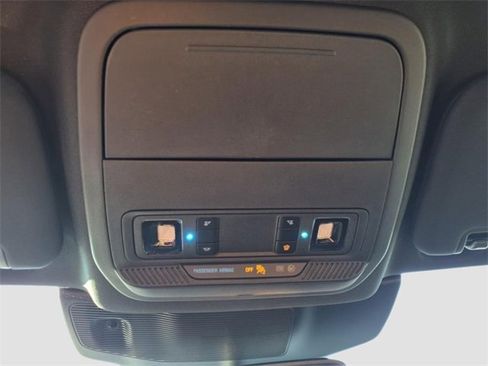 Used 2024 Ford Explorer ST-Line w/ Class IV Trailer Tow Package image 27