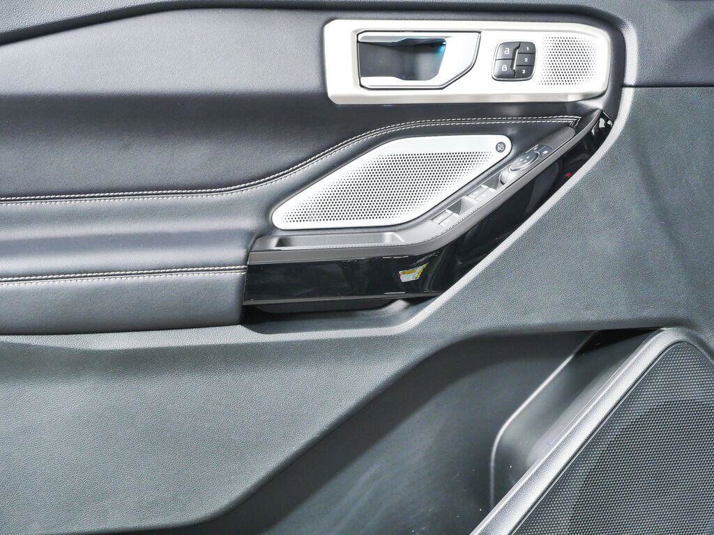 Used 2023 Ford Explorer ST w/ Equipment Group 401A AWD/4WD image 6