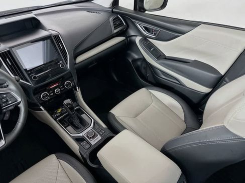 Used 2023 Subaru Forester Limited image 11