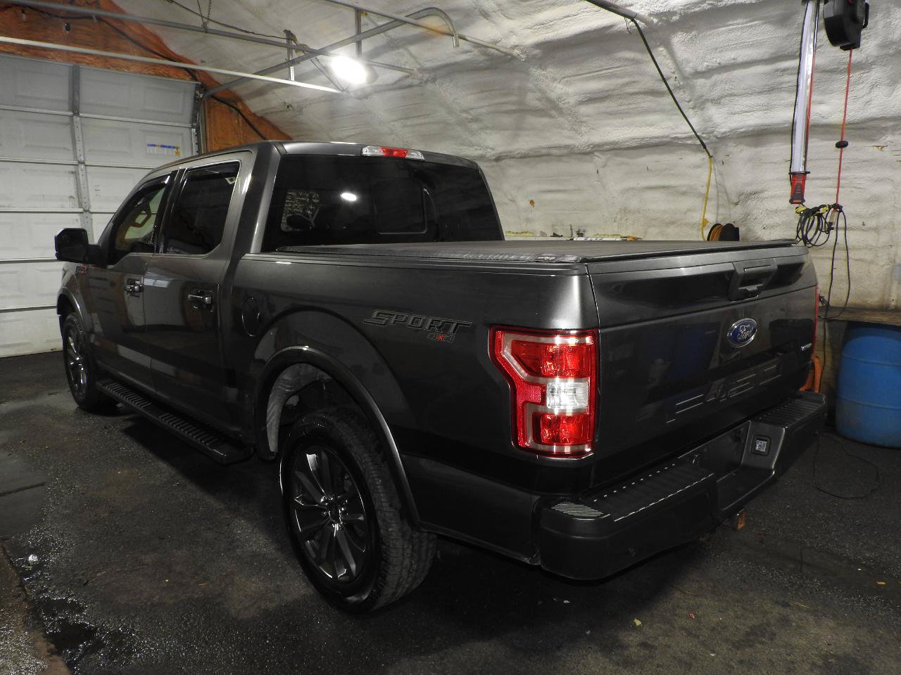 Used 2018 Ford F150 XLT w/ Equipment Group 302A Luxury AWD/4WD image 3
