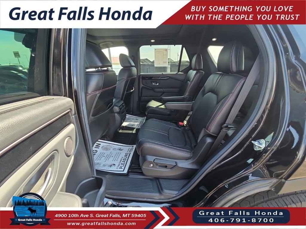 Certified 2025 Honda Pilot TrailSport image 14