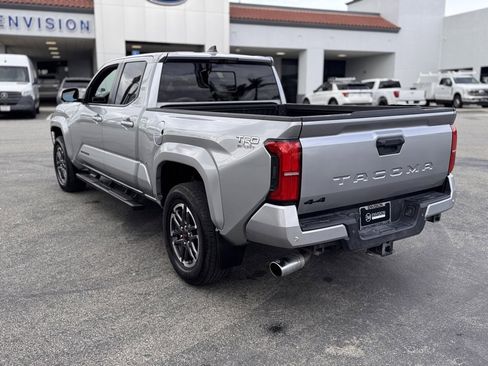 Used 2024 Toyota Tacoma TRD Off-Road image 10