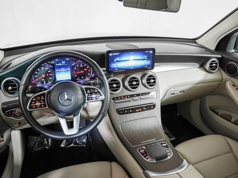 Certified 2022 Mercedes-Benz GLC 300 image 17