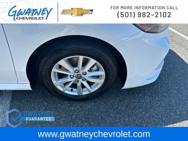 Used 2025 Toyota Camry LE FWD image 12