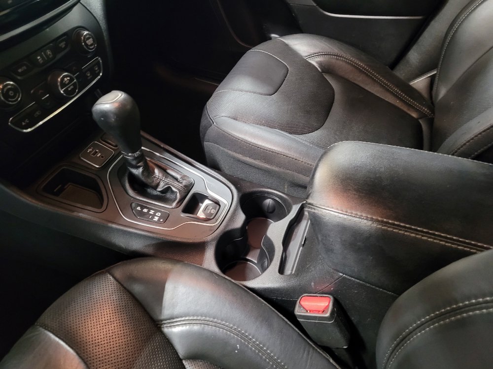 Used 2019 Jeep Cherokee High Altitude FWD image 26