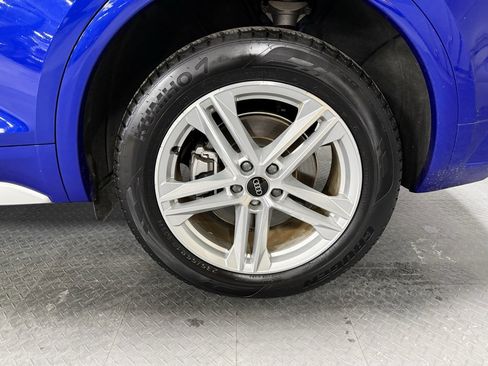 Used 2024 Audi Q5 e Premium Plus w/ Premium Plus Package image 7