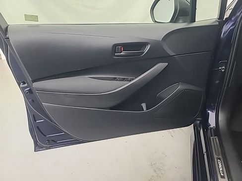 Used 2023 Toyota Corolla LE w/ Carpet Mat Package (TMS) image 22