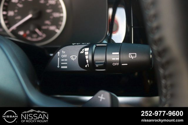 Certified 2026 Nissan Pathfinder SV FWD image 25