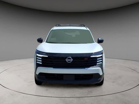 New 2026 Nissan Kicks SR w/ Cold Weather Package AWD/4WD image 15